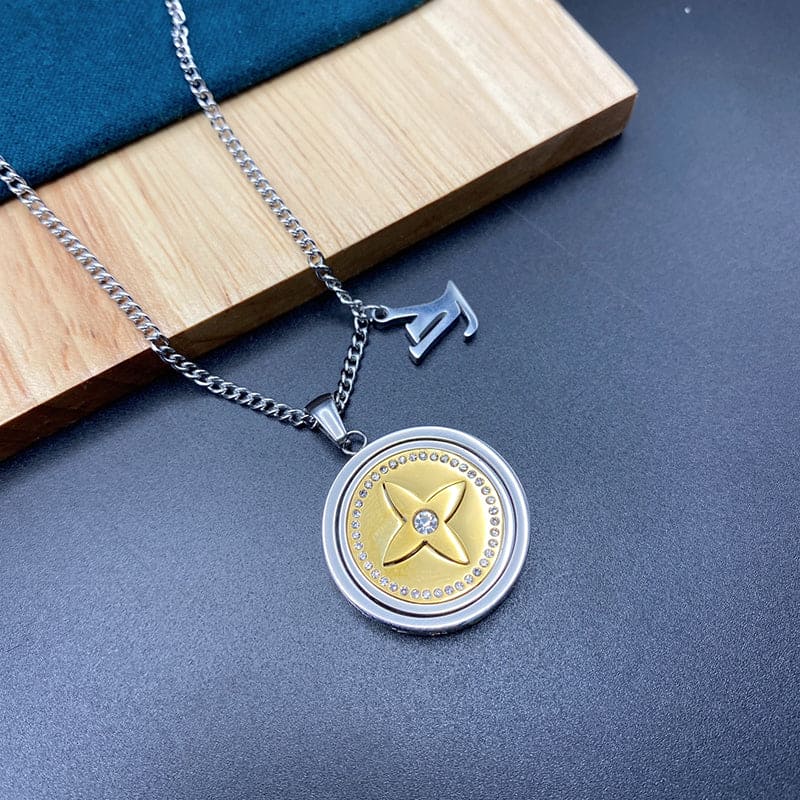 18K Louis Vuitton Catch Pendant Necklace