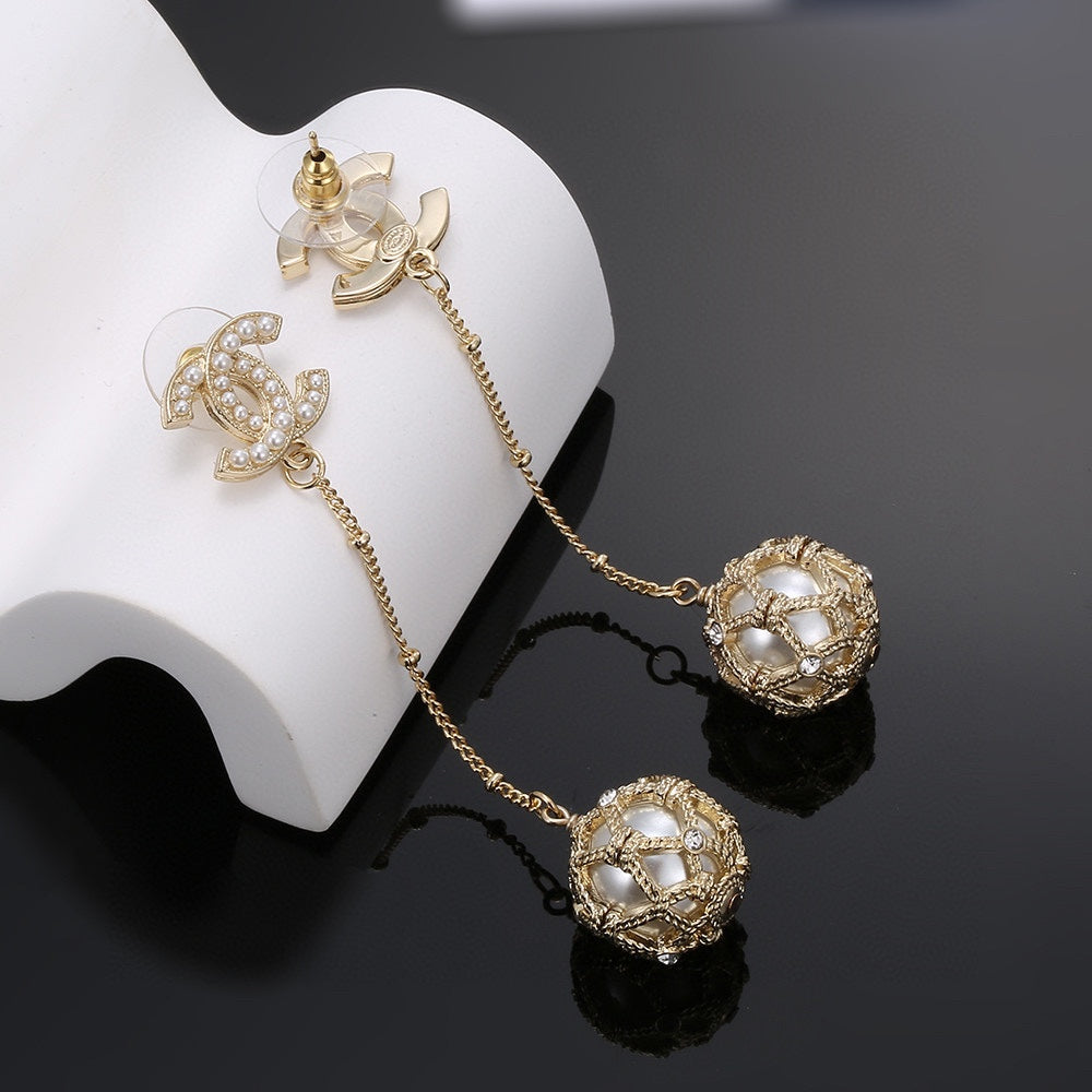 18K  Chanel Pearl Long Earrings