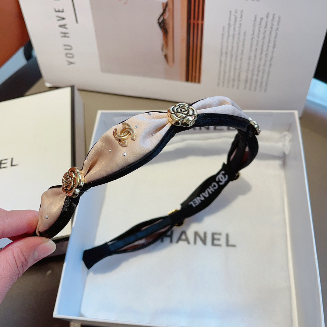 CHANEL LIGHT PINK SILK HAIRBAND 410836