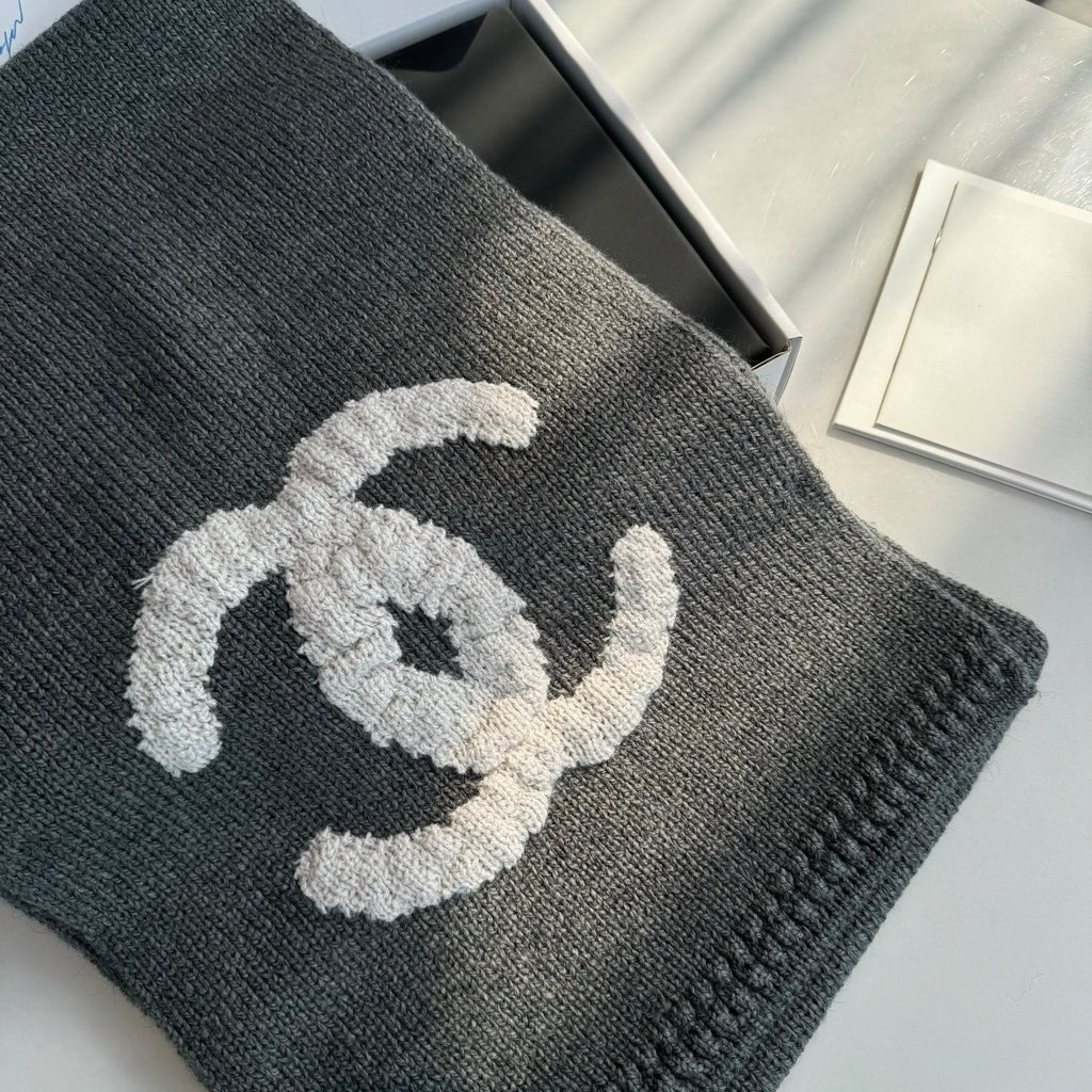 CHANEL 25S SCARF 170 CM IN CASHMERE 943790