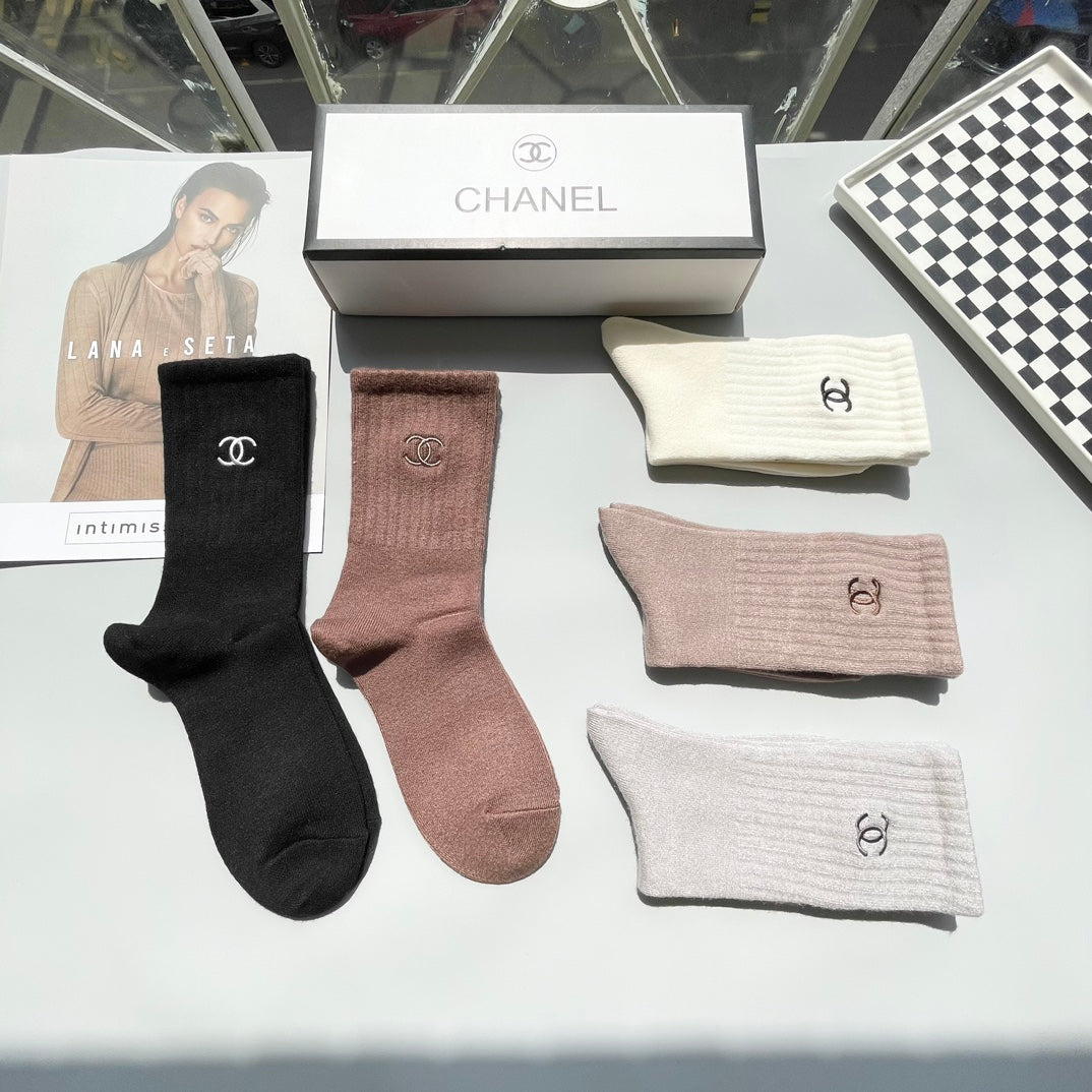CHANEL CREW SOCKS 416054 ( 1 BOX )